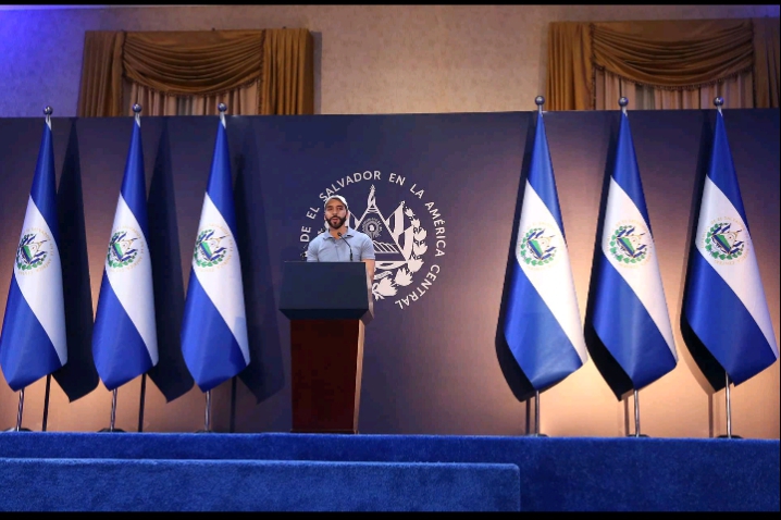 El Salvador Slaps 30% Tax on Foreign NGO Funding, Triggering Civil Society Outcry