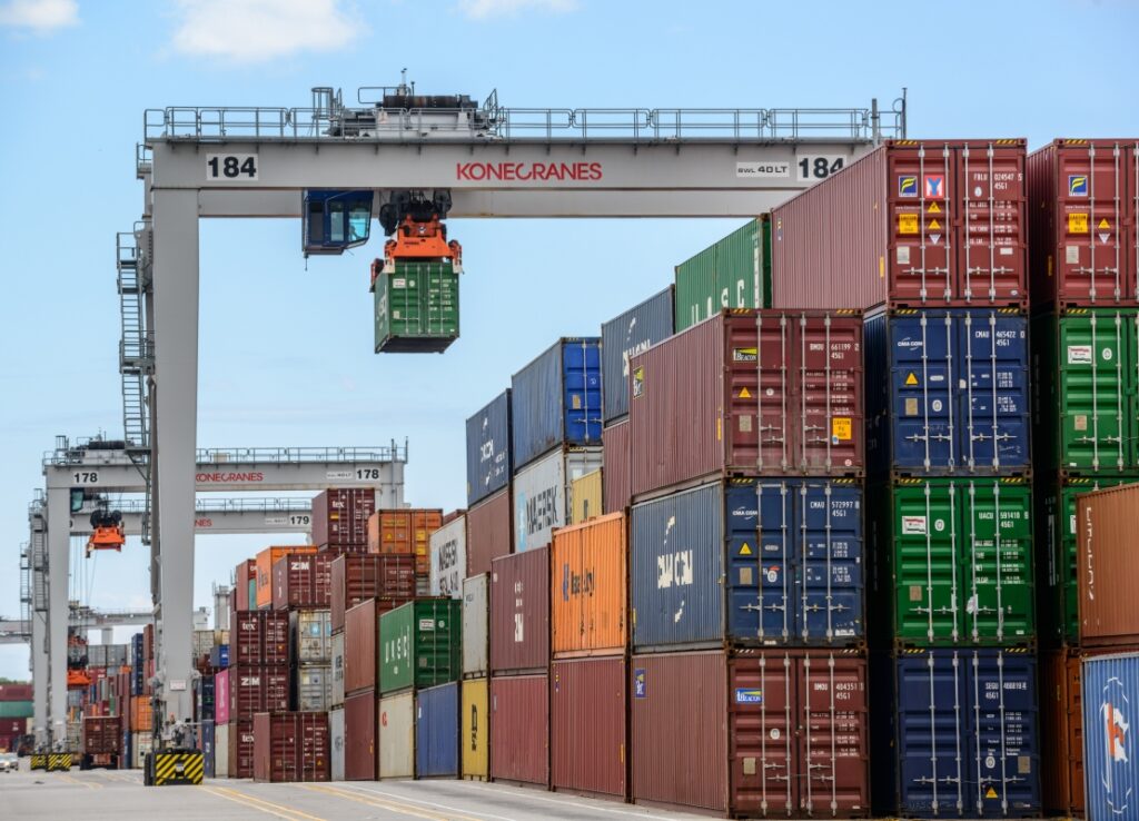 Eu And Us Strike Major Trade Deal, Settle On 15 Percent Tariff For European Exports To America
