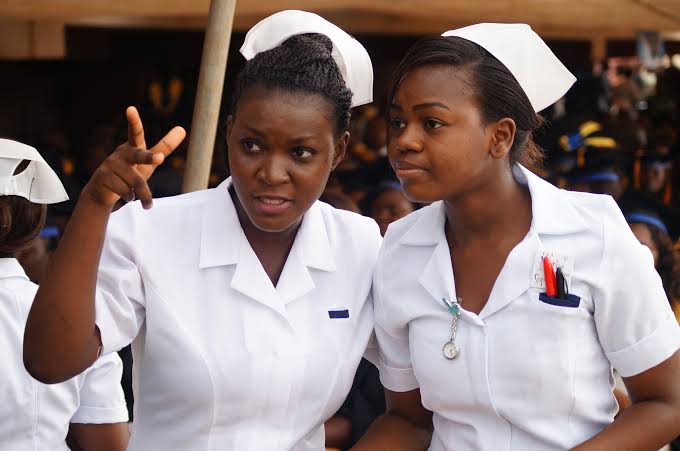 Nurses Begin Warning Strike Over Poor Conditions As Hospitals Grind To a Halt